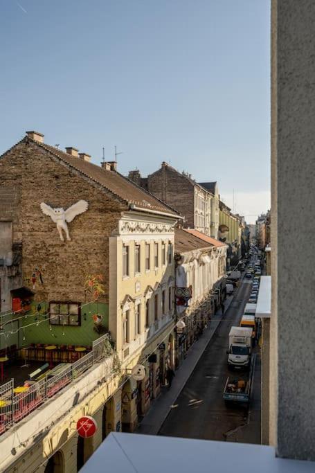 A50-balcony-designer No 2 Будапешт